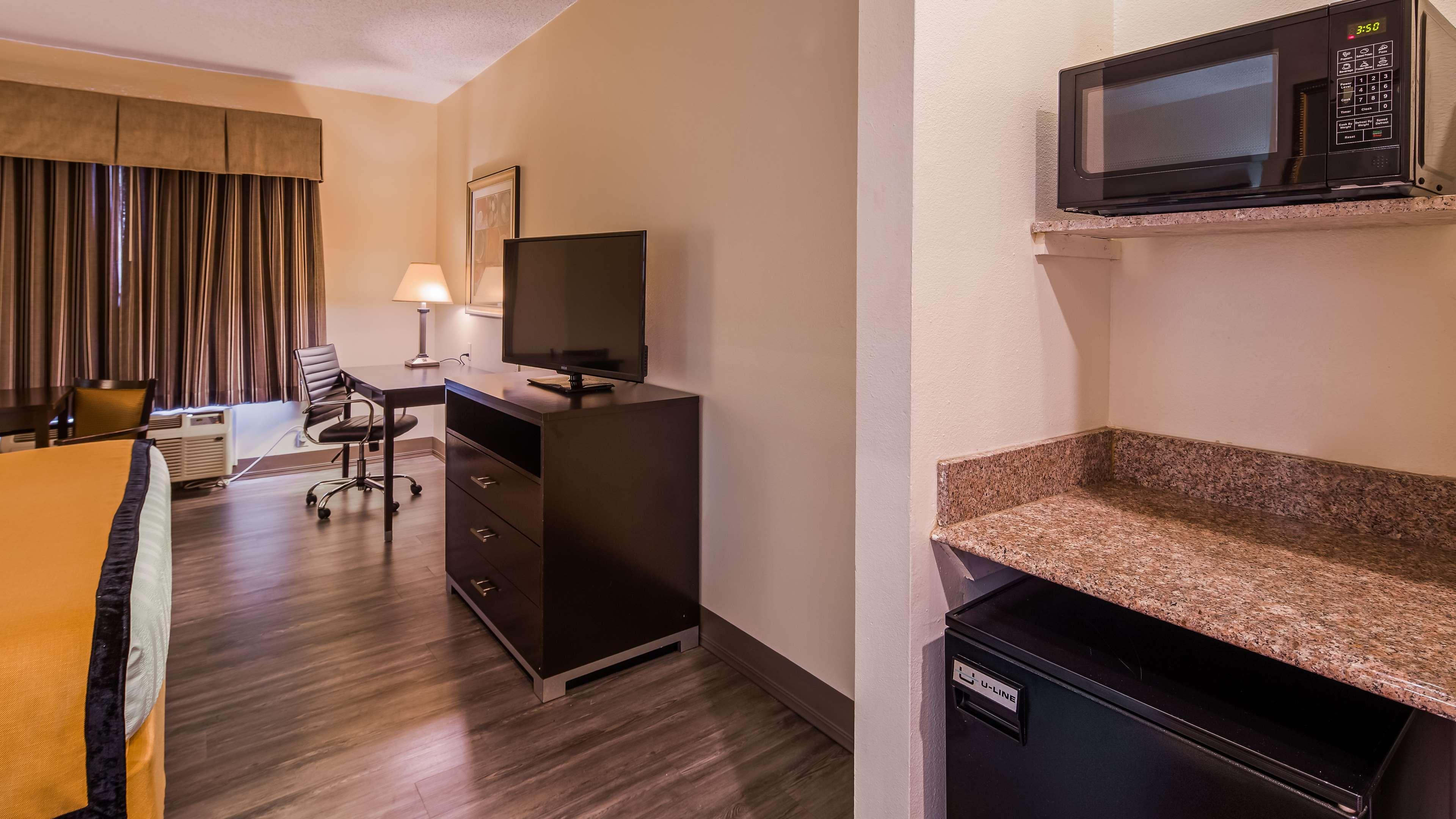 Best Western Plus & Rockwall