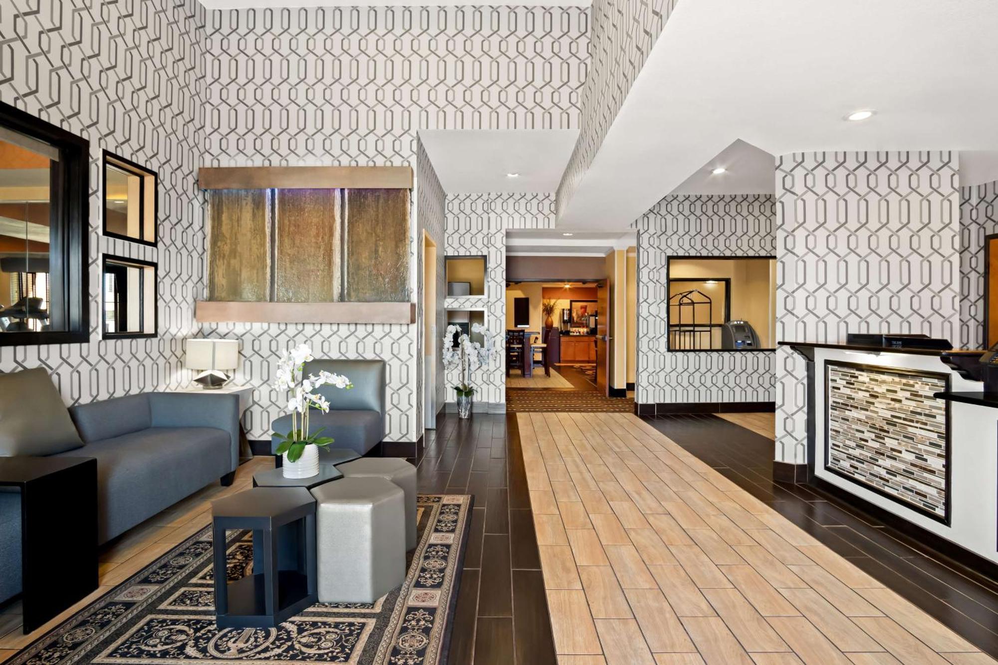 Best Western Plus & Hotel Rockwall