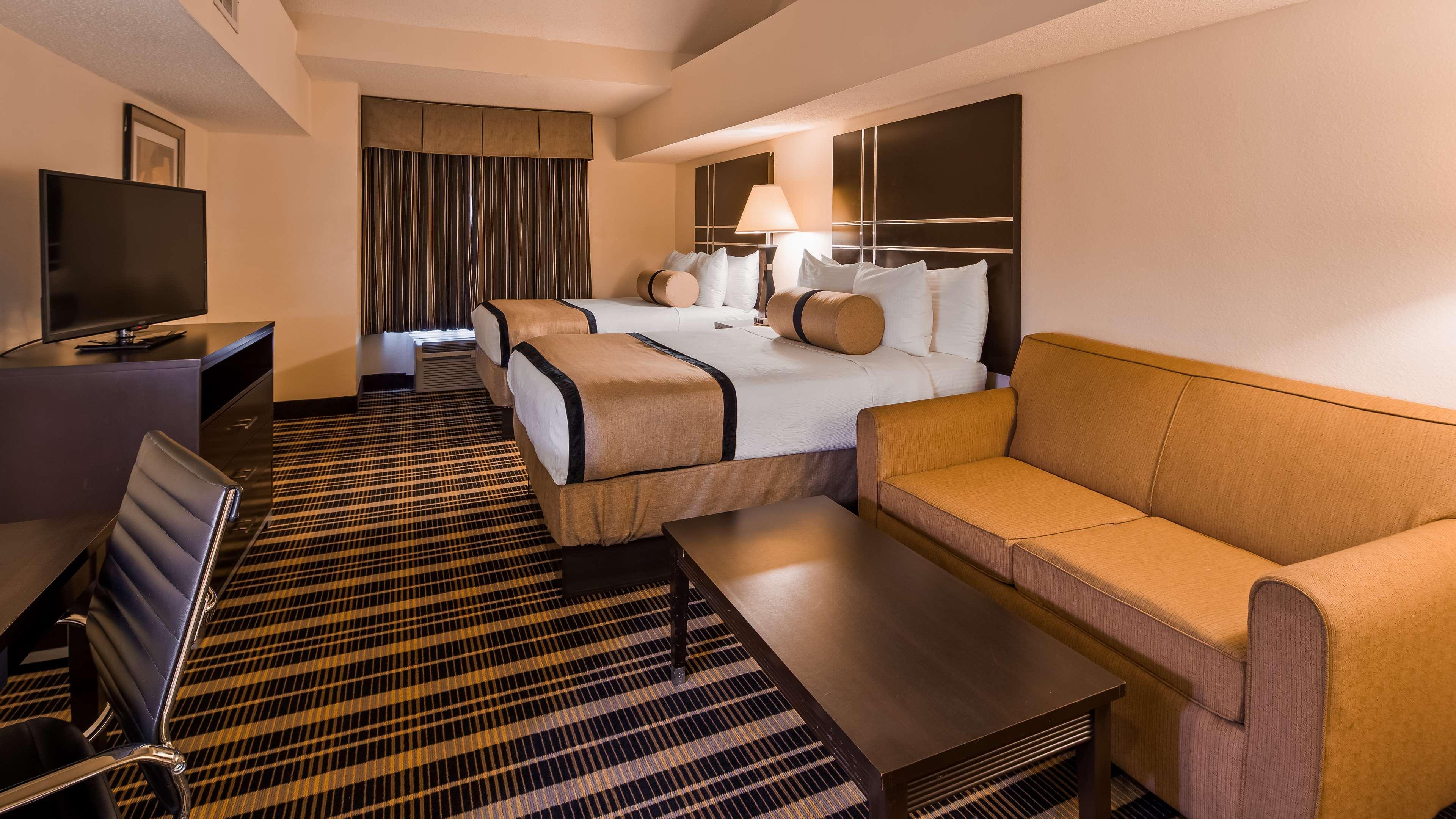 Western & Hotel