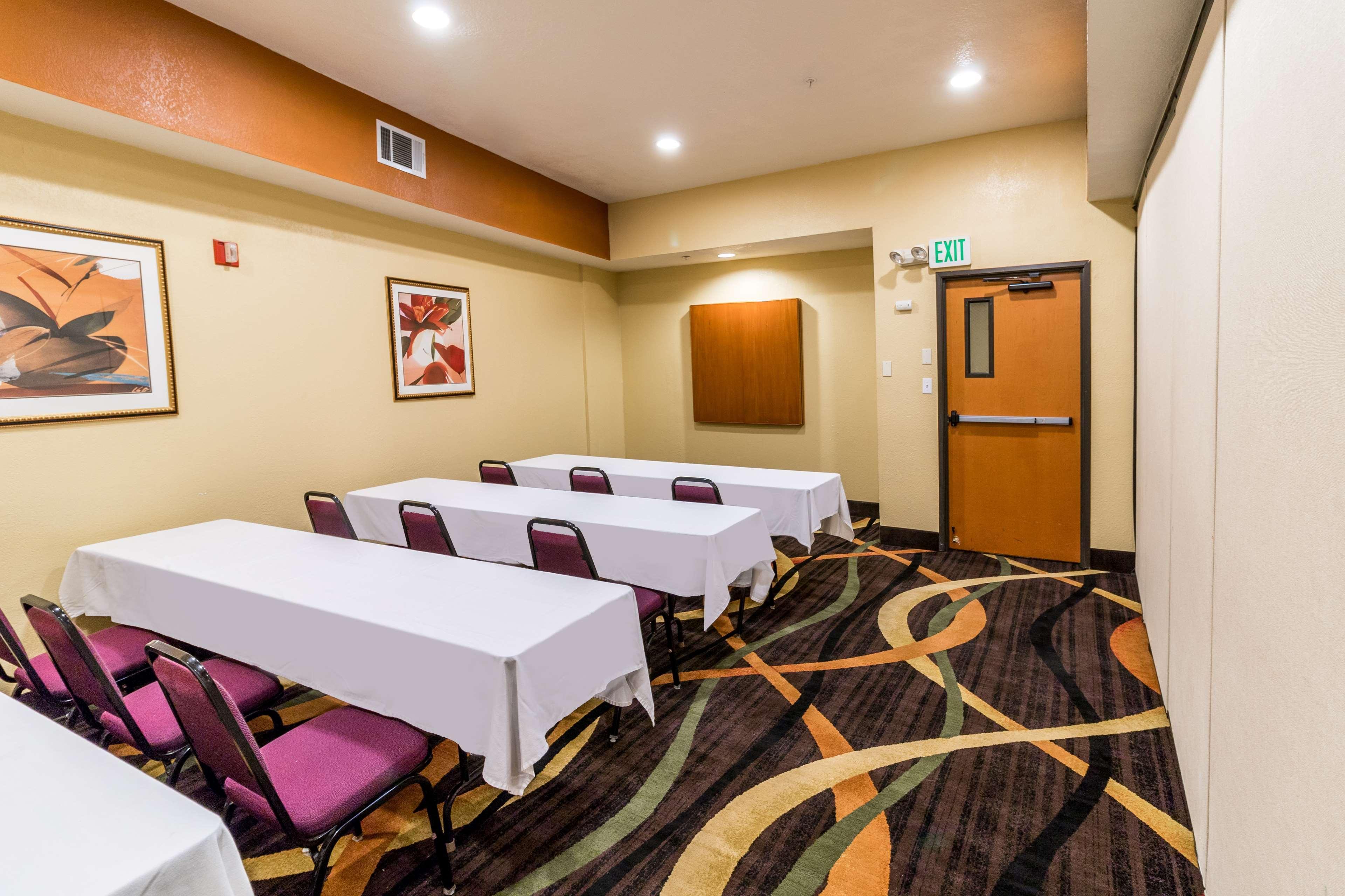 Hotel Western & 3*