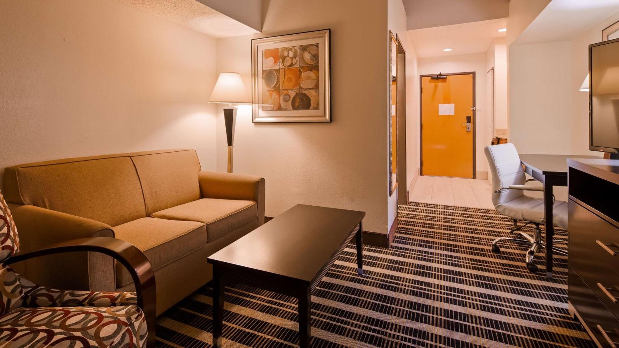 Hotel Western & 3*