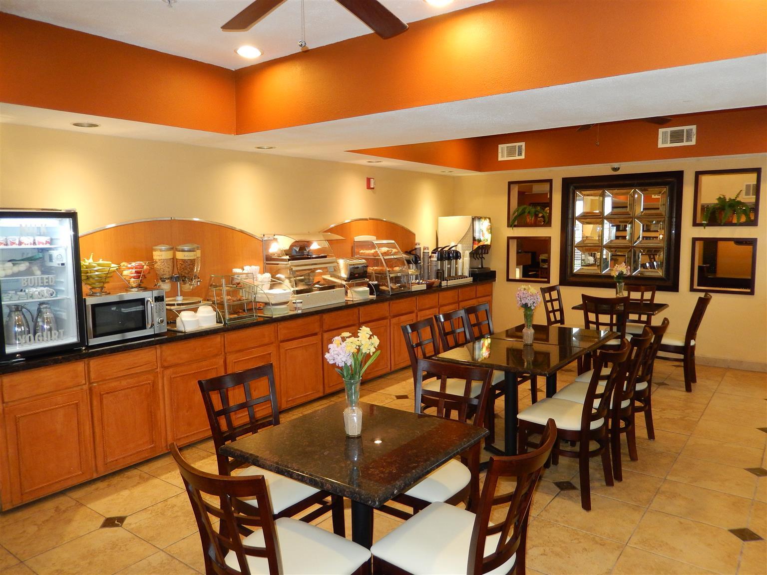 Western & Hotel Rockwall